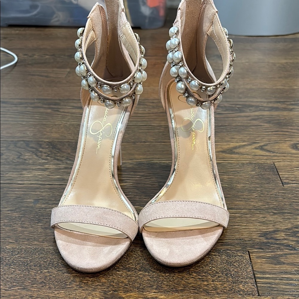 Elegant Pink Heeled Sandals with Pearl Accents - Picture 2 of 7